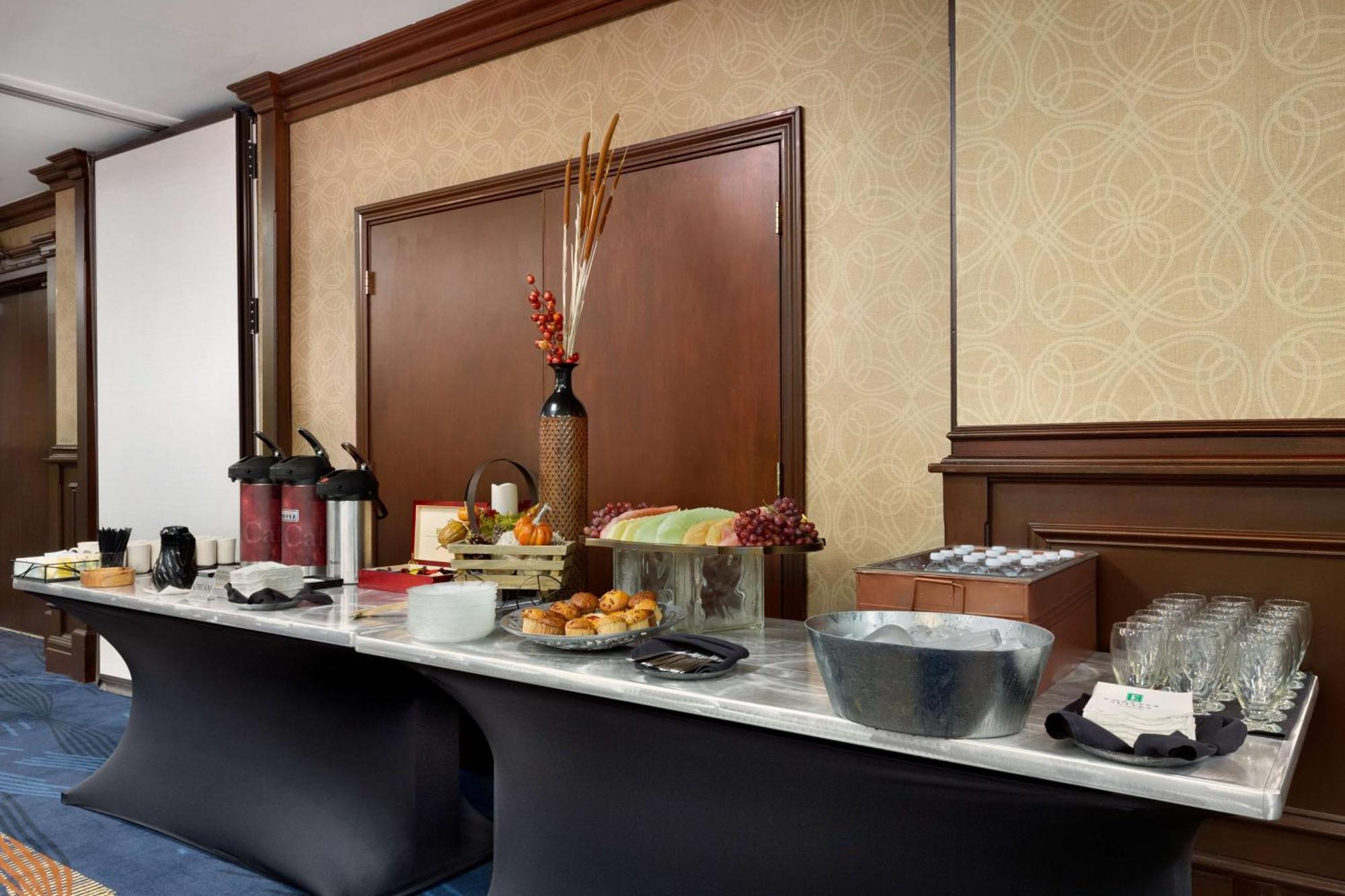 Embassy Dallas - Dfw International Airport South 3*