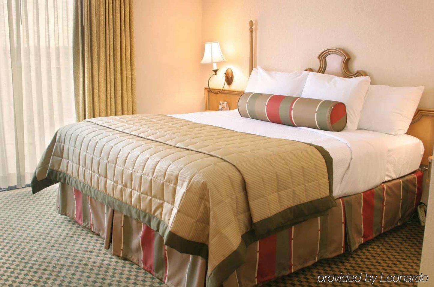 Hotel Embassy Dallas - Dfw International Airport South Irving