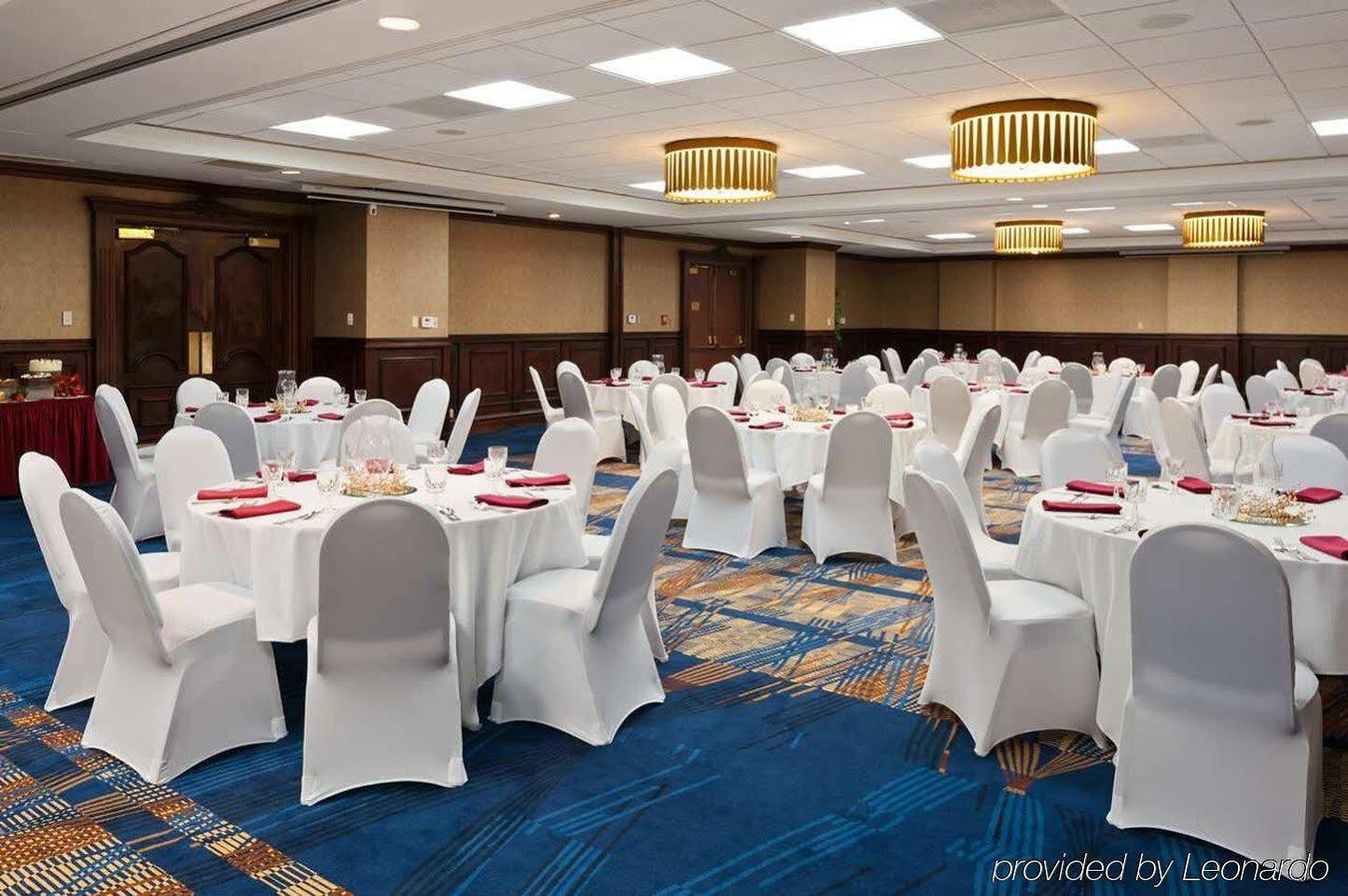 Hotel Embassy Dallas - Dfw International Airport South 3*
